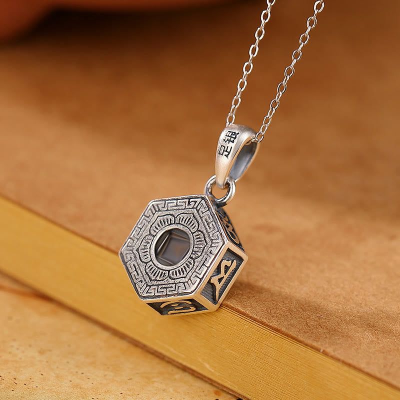 Collar con colgante de plata de ley 990 con Buddha Stones tibetanas Om Mani Padme Hum Lotus Love Projection