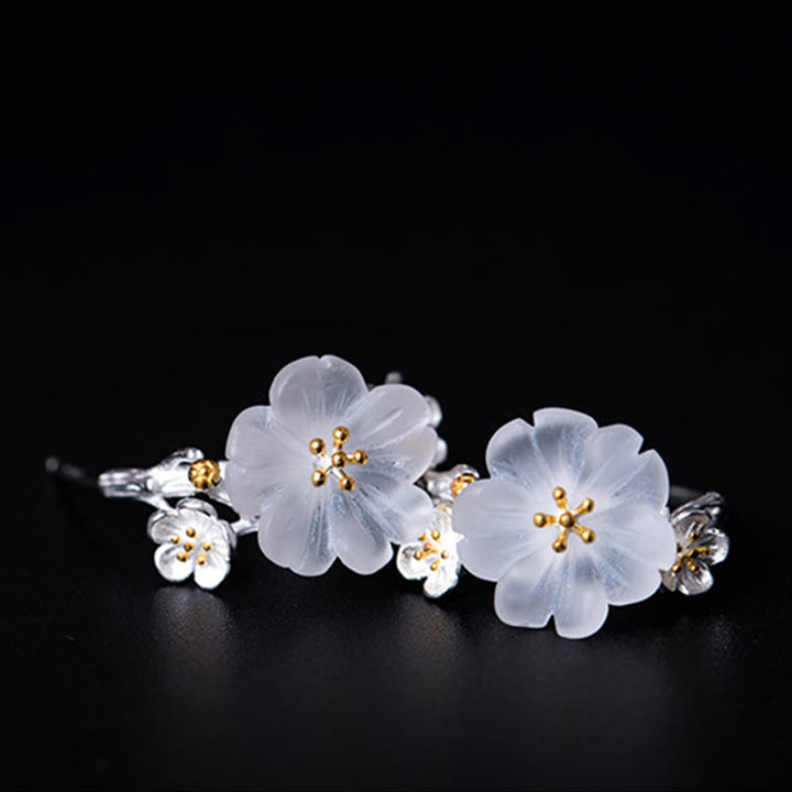 Pendientes de bendición floral de flor de ciruelo de plata de ley 925 con Buddha Stones