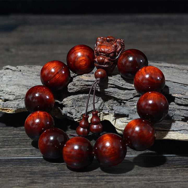 Pulsera de protección con Buddha Stones, palisandro, sándalo verde, hoja pequeña de sándalo rojo y dragón tallado