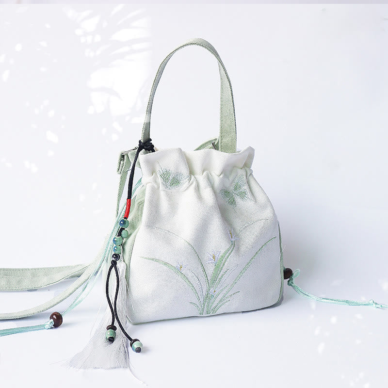 Bolso de hombro de lona con flores bordadas hechas a mano con Buddha Stones - Hierba verde y blanca de 20 x 20 cm. - image 0