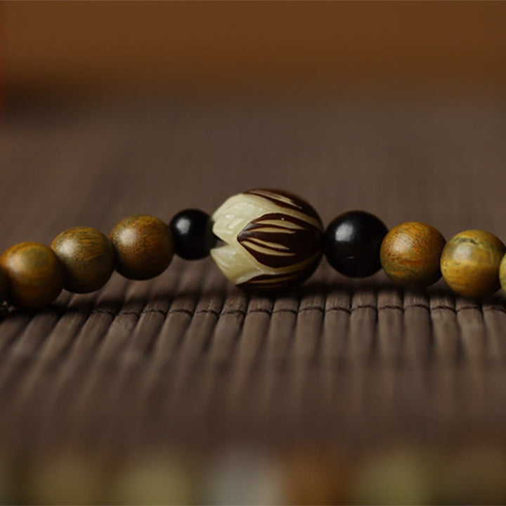 Pulsera de doble vuelta relajante con Buddha Stones, sándalo verde, semilla de Bodhi, loto