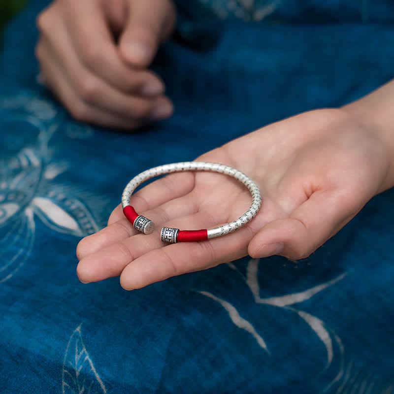 Buddha Stones Tíbet Om Mani Padme Hum Suerte Pulsera de Hilo Rojo Brazalete
