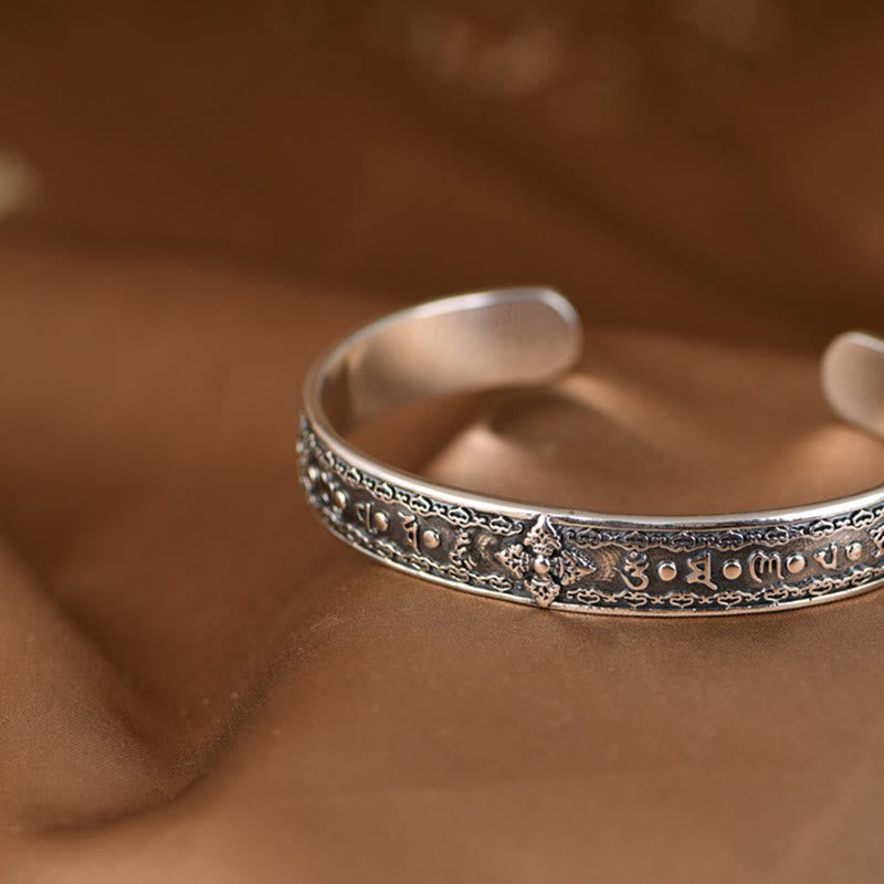 Pulsera de plata de ley 925 con Buddha Stones Om Mani Padme Hum doble Dorje grabado sabiduría