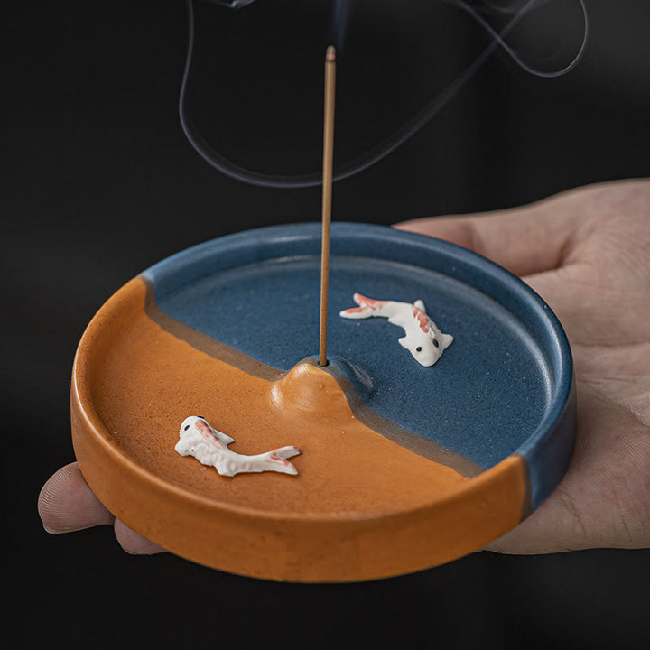 Quemador de incienso de cerámica con diseño de pez Koi, Buddha Stones, curación espiritual, decoración