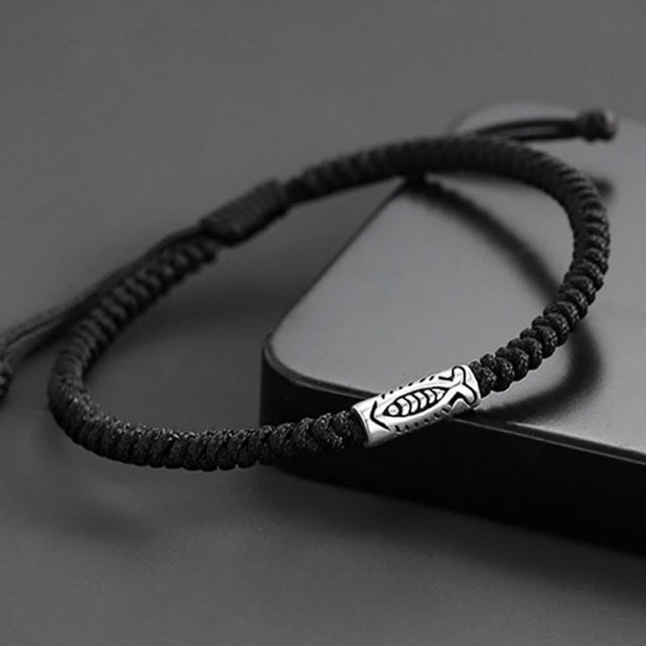 Pulsera de hilo negro con Buddha Stones del Tíbet Koi Fish Wealth