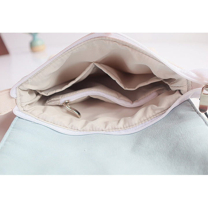 Bolso bandolera de lona con flores de ciruelo bordadas hechas a mano con Buddha Stones