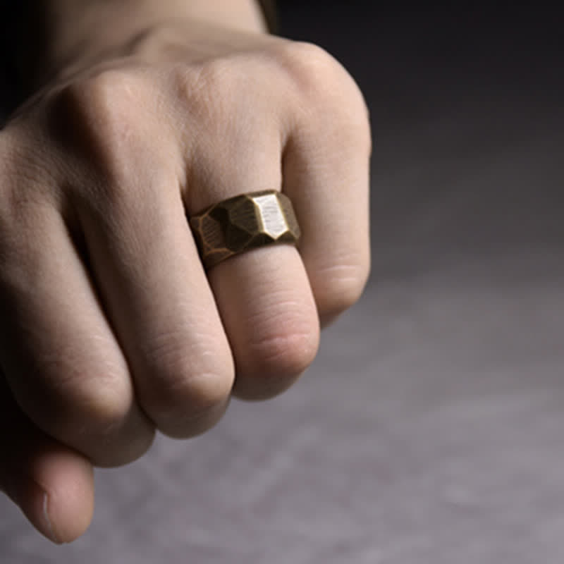 Anillo de riqueza de cobre de diseño simple tibetano con Buddha Stones