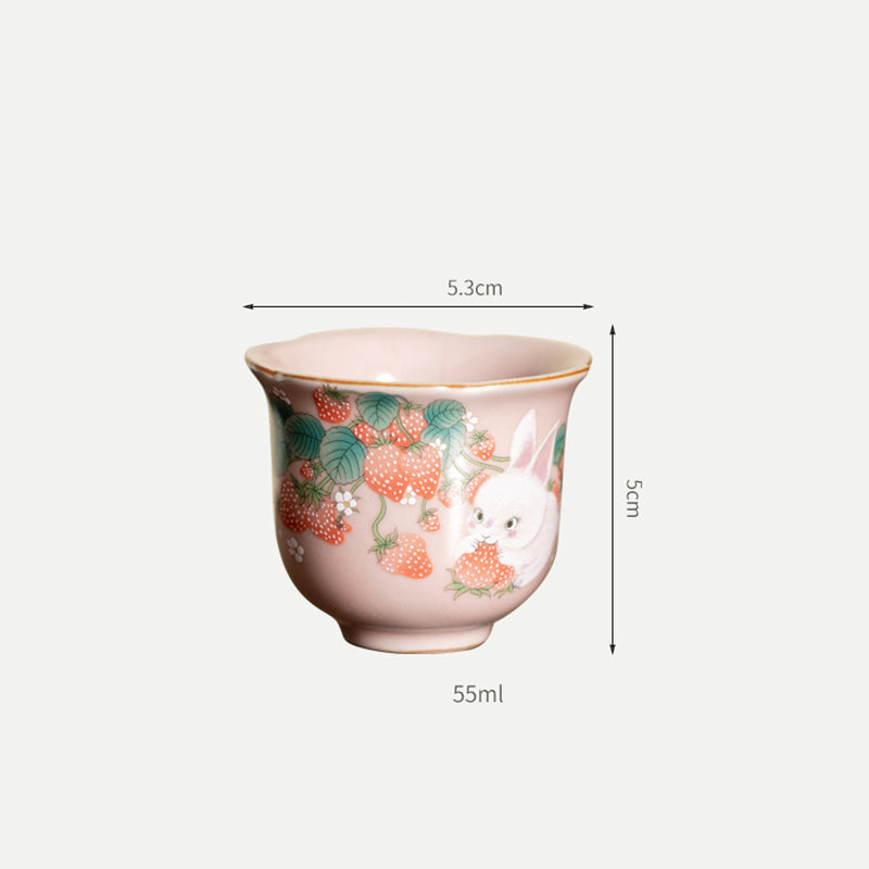 Taza de té de cerámica con diseño de flor de conejo y fresa, Buddha Stones, taza de té de Kung Fu, 55ml