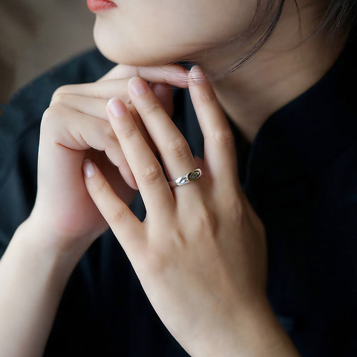 Anillo de paz de Buda Natal con Buddha Stones de Buda tibetanas Om Mani Padme Hum talladas del zodíaco chino