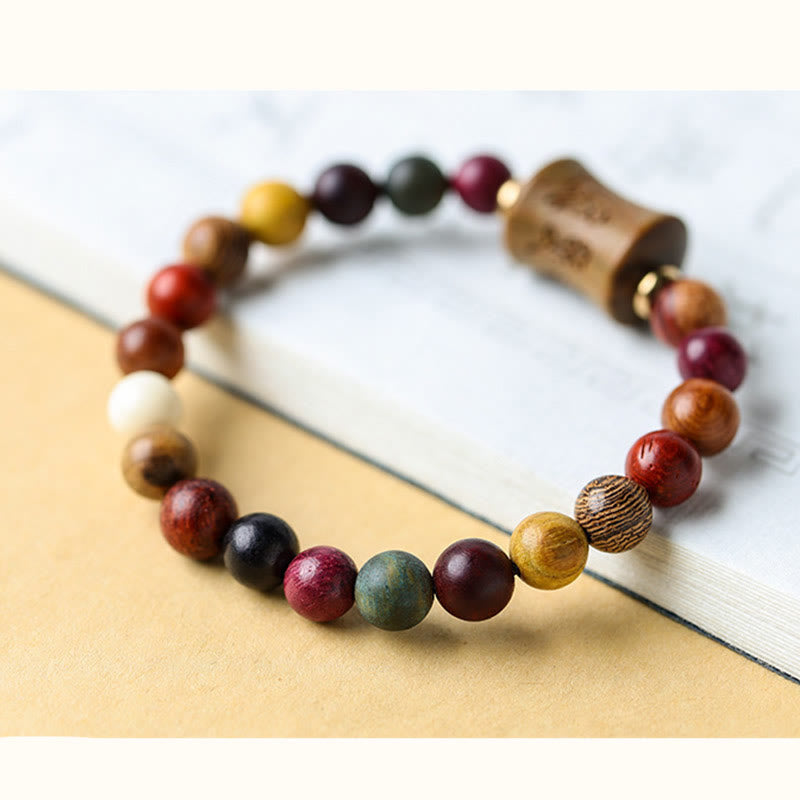 Pulsera de protección Om Mani Padme Hum de sándalo multicolor del Tíbet
