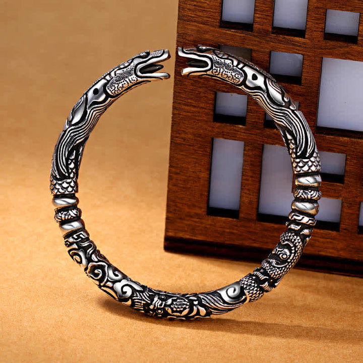 Brazalete de pulsera de la suerte tallada con cabeza de dragón