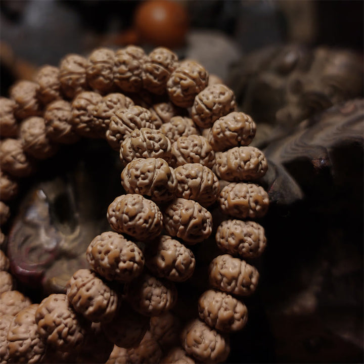 108 cuentas de Mala Rudraksha Bodhi Semilla Suerte Riqueza Borla Pulsera cuádruple