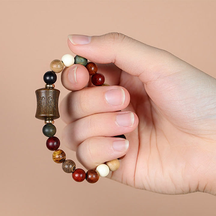 Pulsera de protección Om Mani Padme Hum de sándalo multicolor del Tíbet