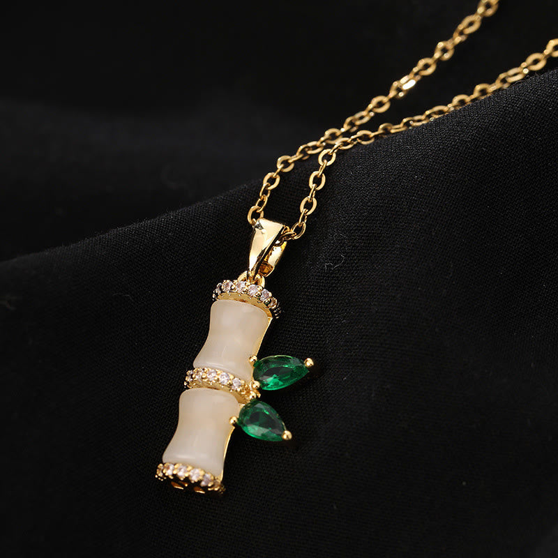 Colgante de collar de armonía con diamantes de imitación de bambú de calcedonia chapado en oro de 18 quilates con Buddha Stones