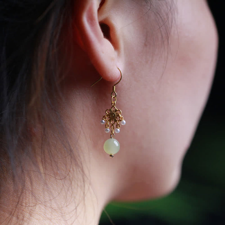 Pendientes colgantes con forma de gota de la suerte, chapados en oro de 14 quilates, con patrón de flores de jade hetiano - image 2