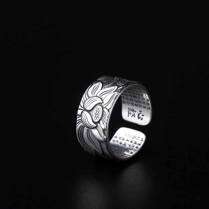 Anillo de iluminación de cobre blanco de loto tibetano con Buddha Stones