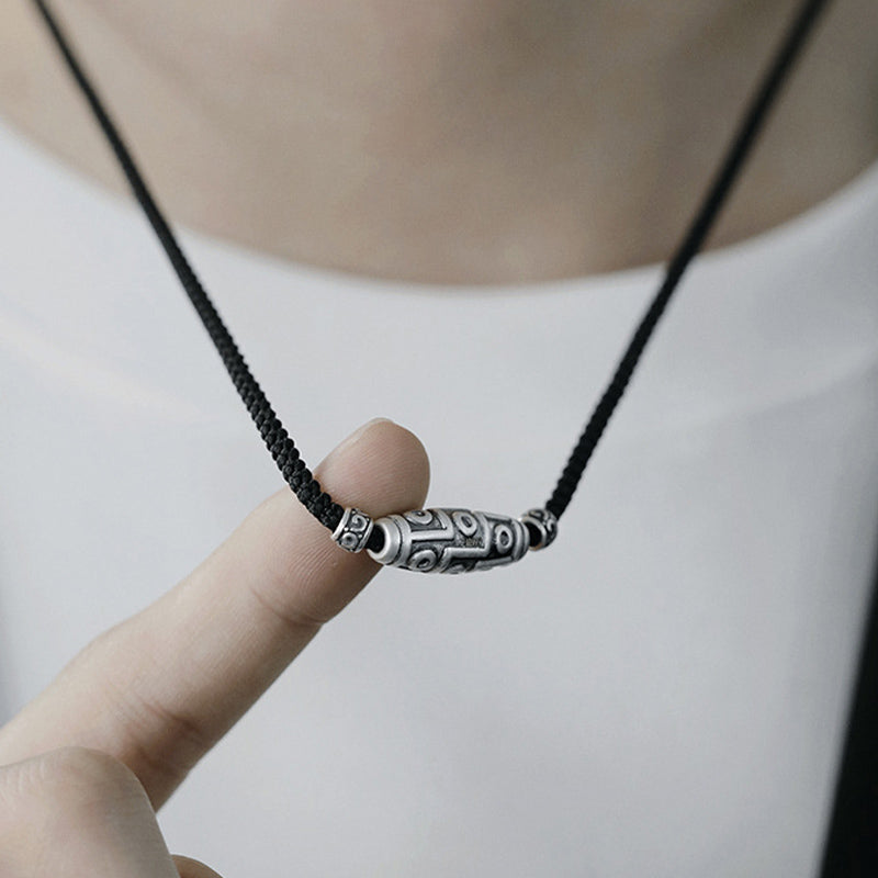 Collar con colgante de cuerda de protección con diseño de cuentas Dzi de nueve ojos de plata de ley 999 con Buddha Stones