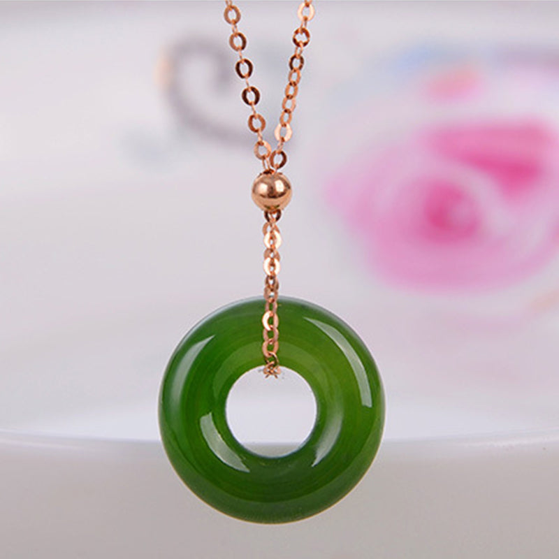 Colgante de collar de oro de 14 quilates curativo de jade cian redondo