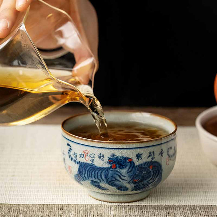 Buddha Stones Jingdezhen pintado a mano lindo tigre taza de té de cerámica Kung Fu taza de té tazón 140ml