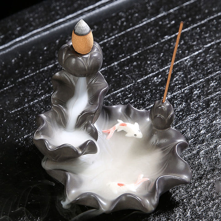 Quemador de incienso de la suerte con peces Koi y Buddha Stones, decoración