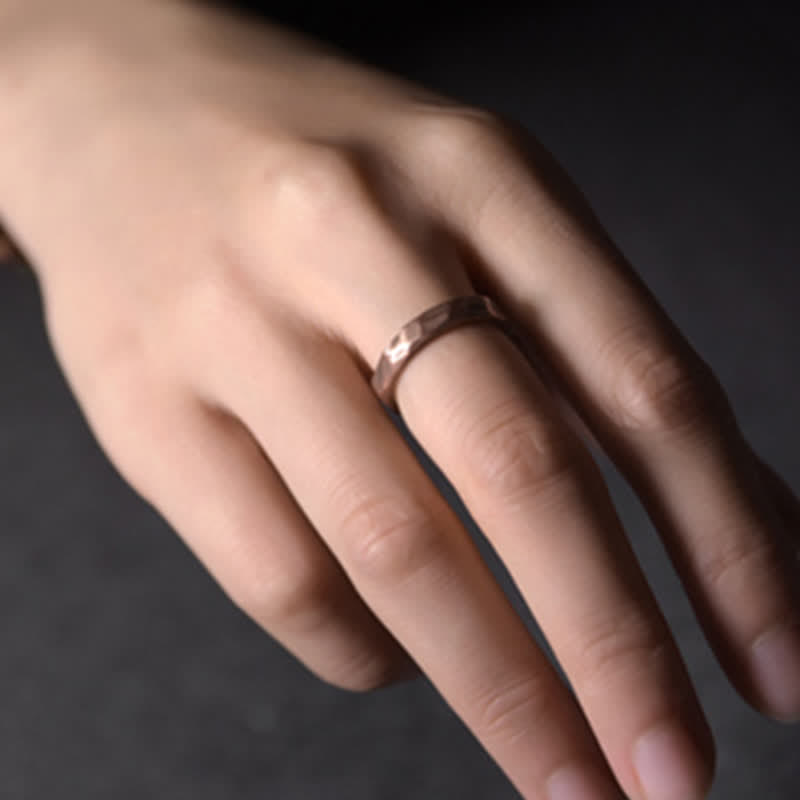 Anillo de riqueza de cobre de diseño simple tibetano con Buddha Stones