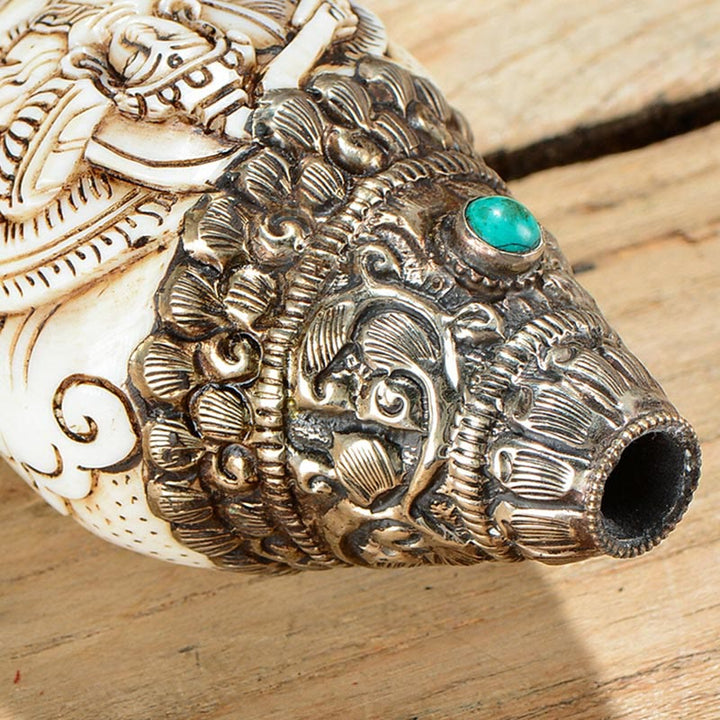 Decoración positiva de la riqueza de la concha de Buda Shankha grabada hecha a mano tibetana