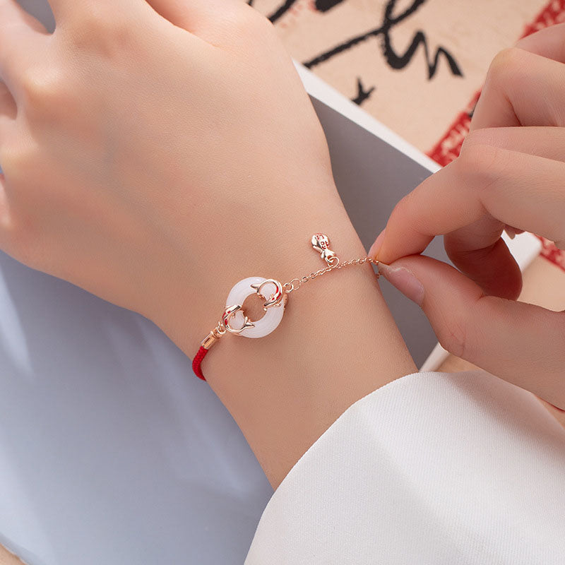 Pulsera con amuleto de la suerte , Buddha Stones, Jade blanco, doble pez Koi, hebilla de la paz, atrae la fortuna