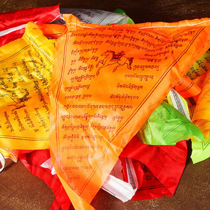 Banderas de oración triangulares para exteriores con bendición tibetana (25 unidades) - image 15