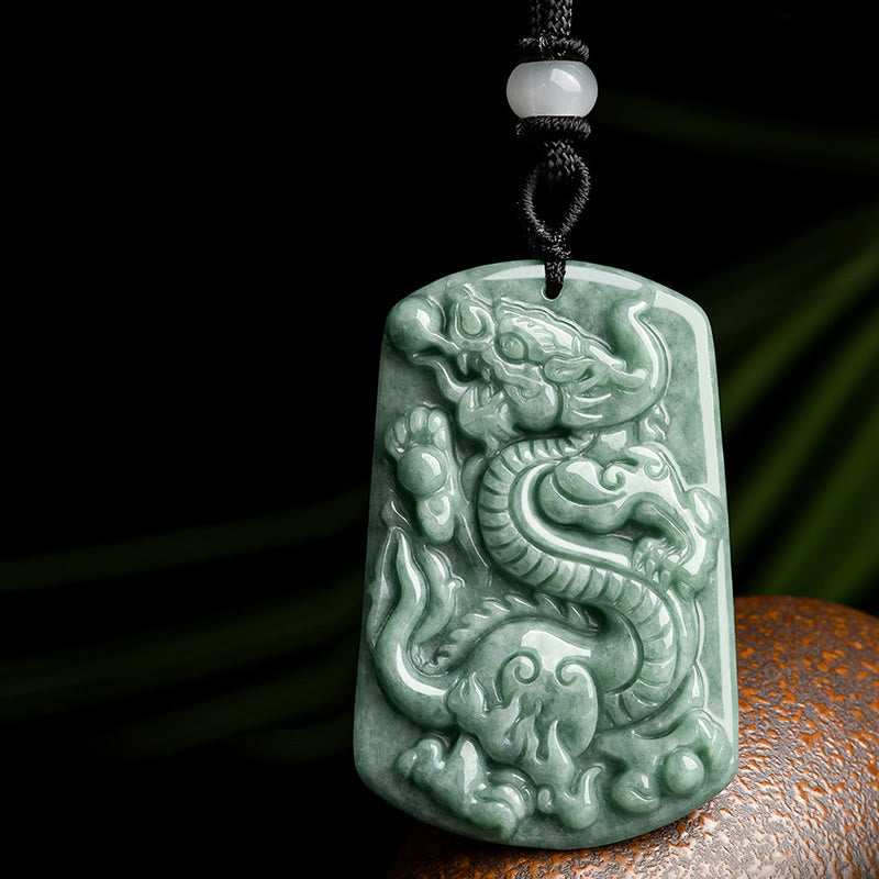 Buddha Stones Año del Dragón Zodiaco Chino Dragón Jade Éxito Amuleto Collar Colgante