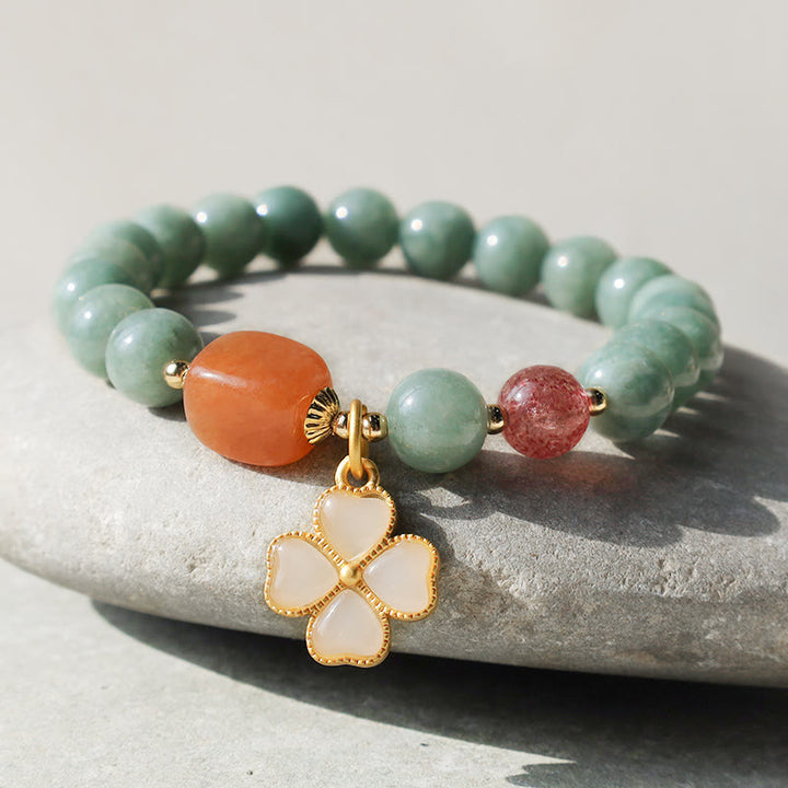 Pulsera de prosperidad con dije de trébol de cuatro hojas de jade con Buddha Stones