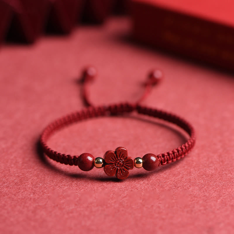 Pulsera de hilo rojo con Buddha Stones, trébol de cuatro hojas, flor de cinco pétalos, bendición de cinabrio