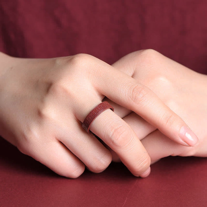 Anillo de bendición de nubes auspiciosas con Buddha Stones cinabrio Om Mani Padme Hum