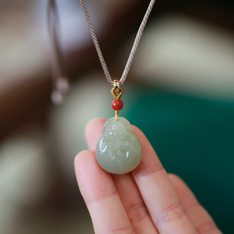 Colgante de collar de cadena de prosperidad de riqueza de jade hetiano de Buda sonriente - Jade Hetian (Prosperidad ♥ Abundancia) - image 1