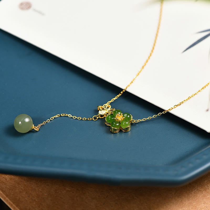 Colgante de collar de la suerte con diseño de flor de ciruelo de jade cian hetiano de plata de ley 925 con Buddha Stones
