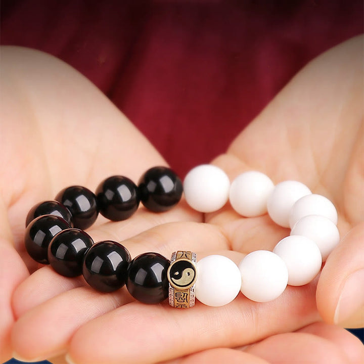 Pulsera de fuerza Yin Yang de concha blanca de obsidiana negra de plata de ley 925 con Buddha Stones