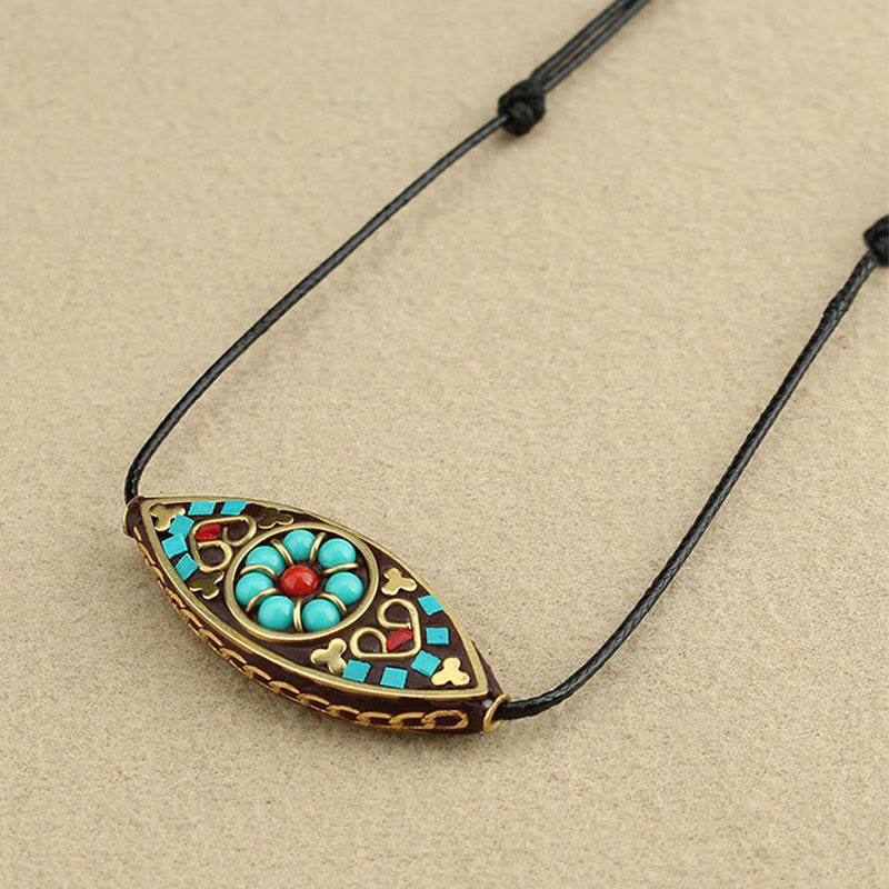 Collar con colgante de fuerza de protección con patrón de marquesa, cuentas de turquesa del Tíbet, Buddha Stones