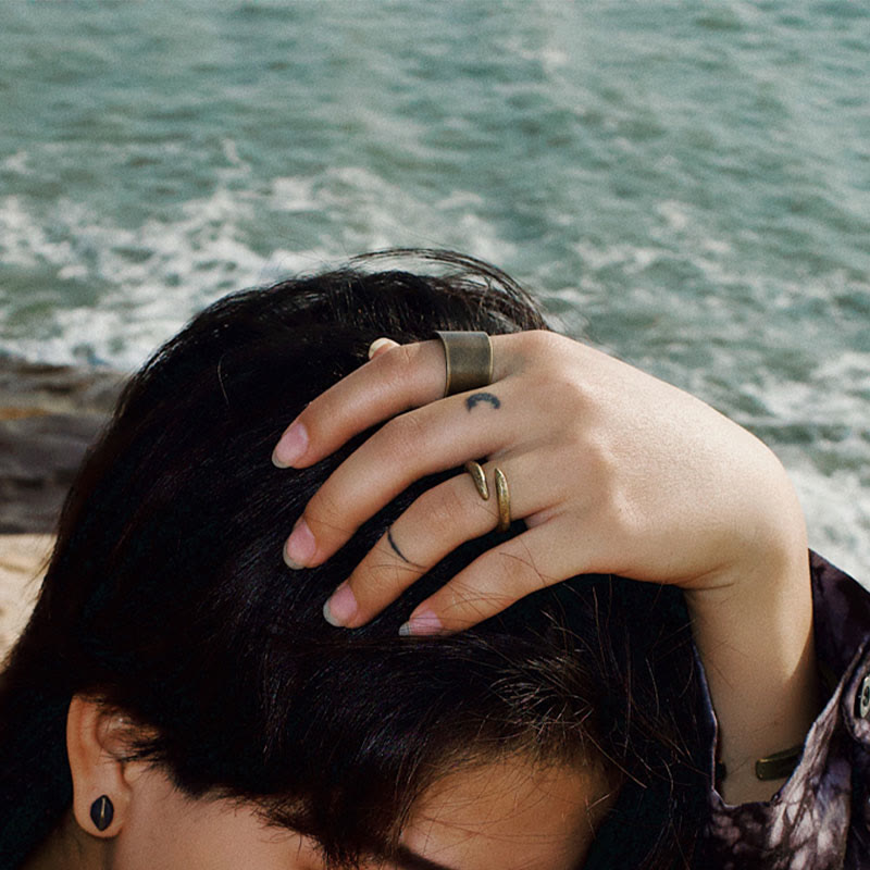 Anillo ajustable de cobre con diseño simple de Buddha Stones