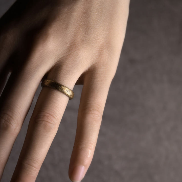 Anillo de pareja de suerte de cobre con diseño de textura vintage tibetano