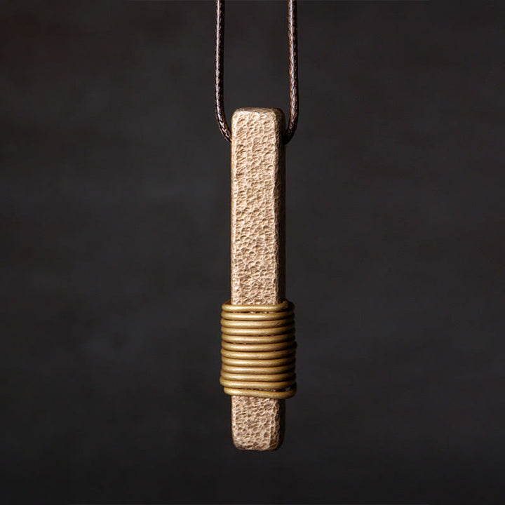 Colgante de collar de riqueza de cobre con diseño texturizado vintage de Buddha Stones