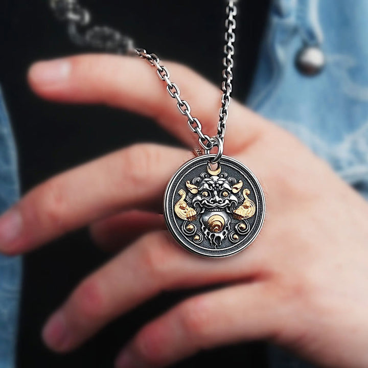 Colgante de collar curativo con amuleto kirtimukha tibetano de Buddha Stones