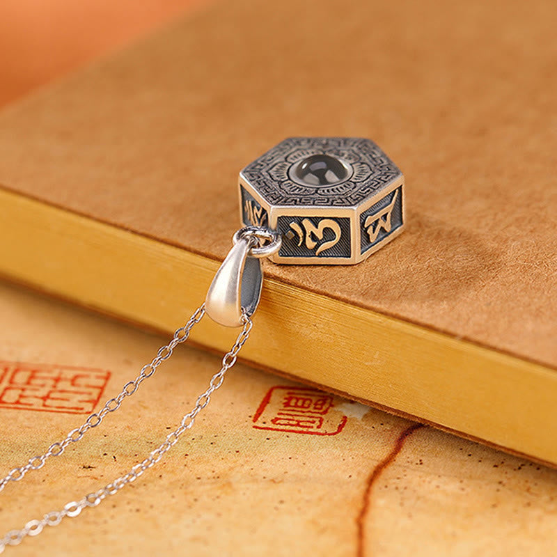 Collar con colgante de plata de ley 990 con Buddha Stones tibetanas Om Mani Padme Hum Lotus Love Projection