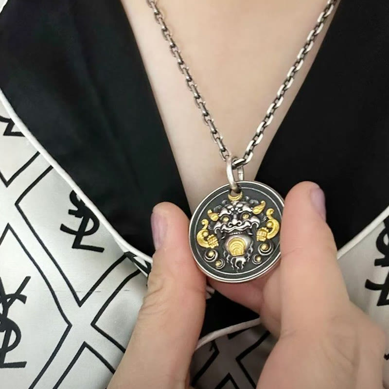 Colgante de collar curativo con amuleto kirtimukha tibetano de Buddha Stones