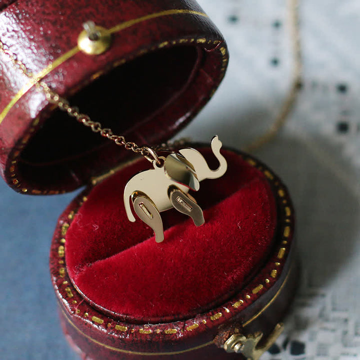 Colgante de cadena de collar de suerte de acero de titanio elefante
