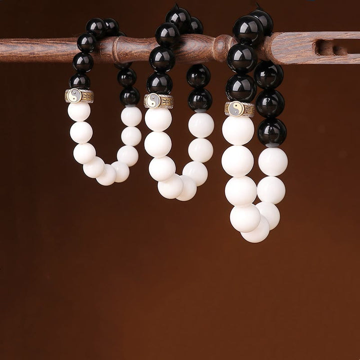 Pulsera de fuerza Yin Yang de concha blanca de obsidiana negra de plata de ley 925 con Buddha Stones