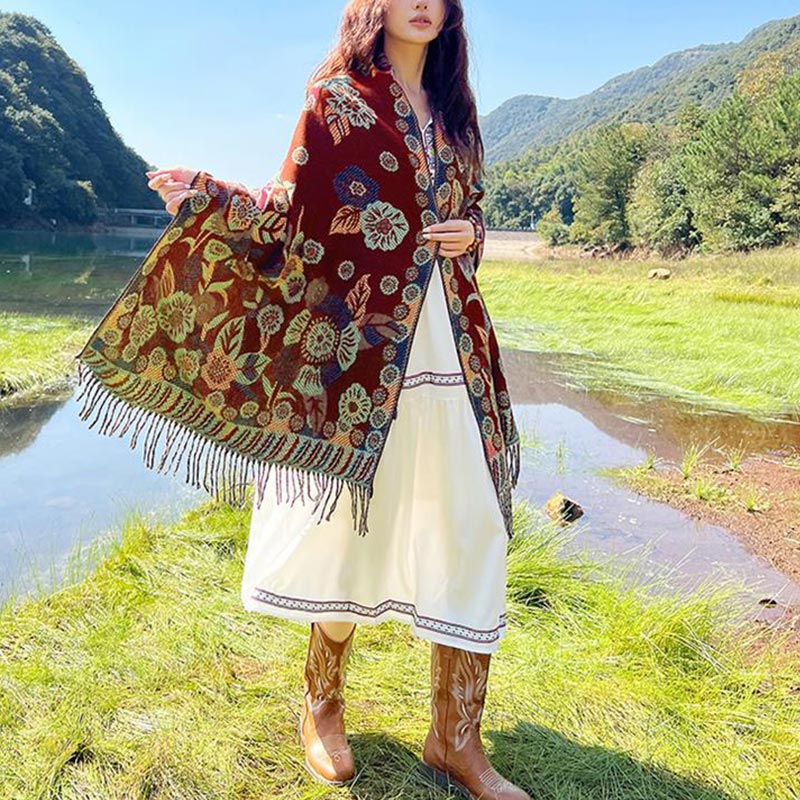 Bufanda de viaje acogedora con diseño de hojas florales y flores tibetanas de Buddha Stones