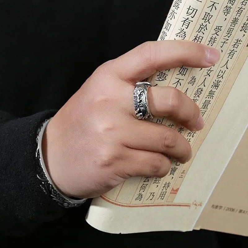 Anillo de riqueza amuleto de nubes auspiciosas de Guan Gong