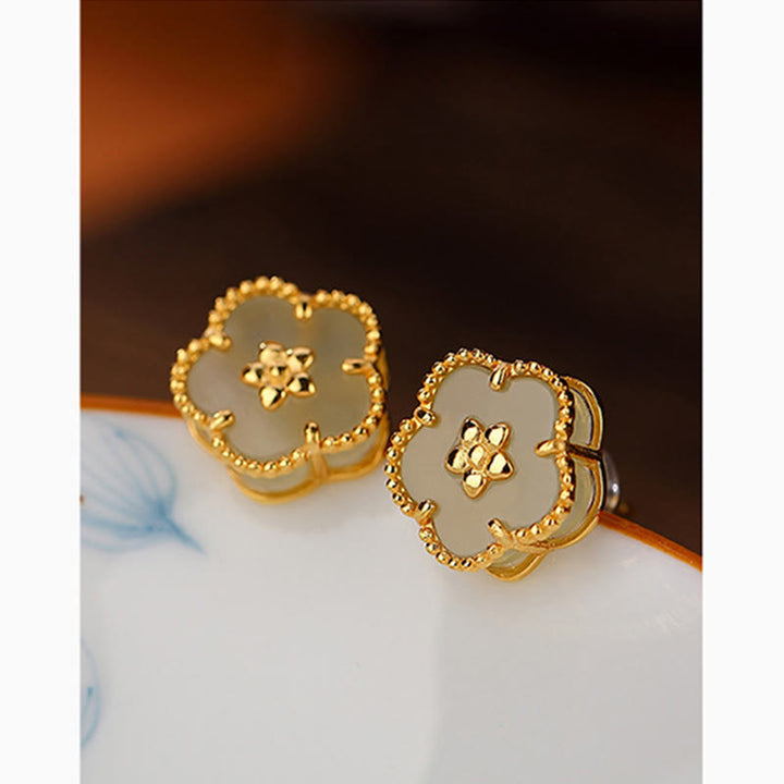 Pendientes de plata de ley 925 con Buddha Stones , jade hetiano y flor de ciruelo