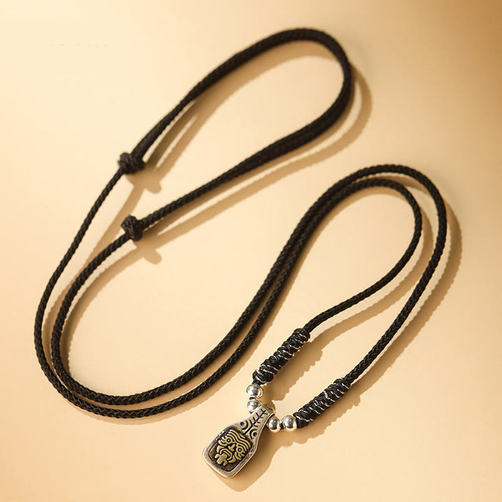 Collar con colgante de cuerda de protección de la diosa de la riqueza Zakiram de plata de ley 925 tibetana con Buddha Stones
