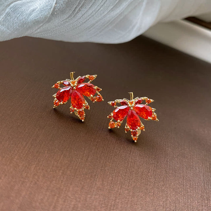 Pendientes de anillo con colgante de collar de suerte con circonitas de hoja de arce de Buddha Stones