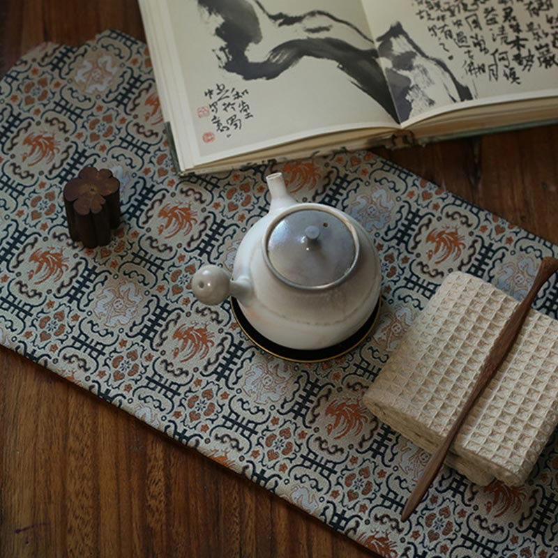 Posavasos para taza de té con diseño de brocado floral elegante